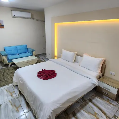 Midpoint Sea View - Families Only Apartment Alexandria Room photo