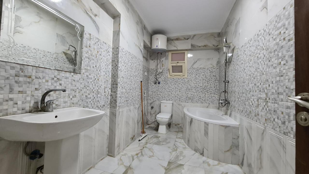 Midpoint Sea View - Families Only Apartment Alexandria
