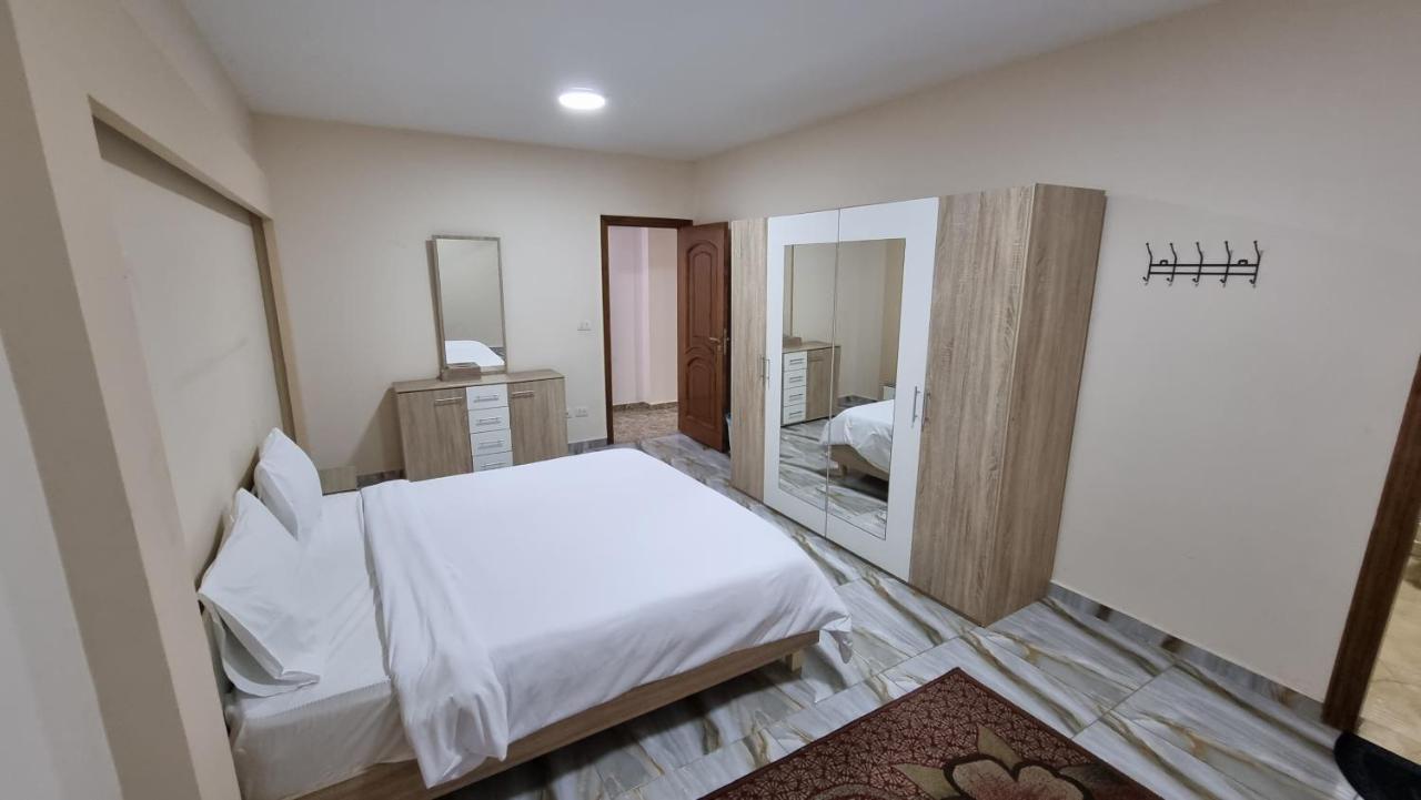 Midpoint Sea View - Families Only Alexandria