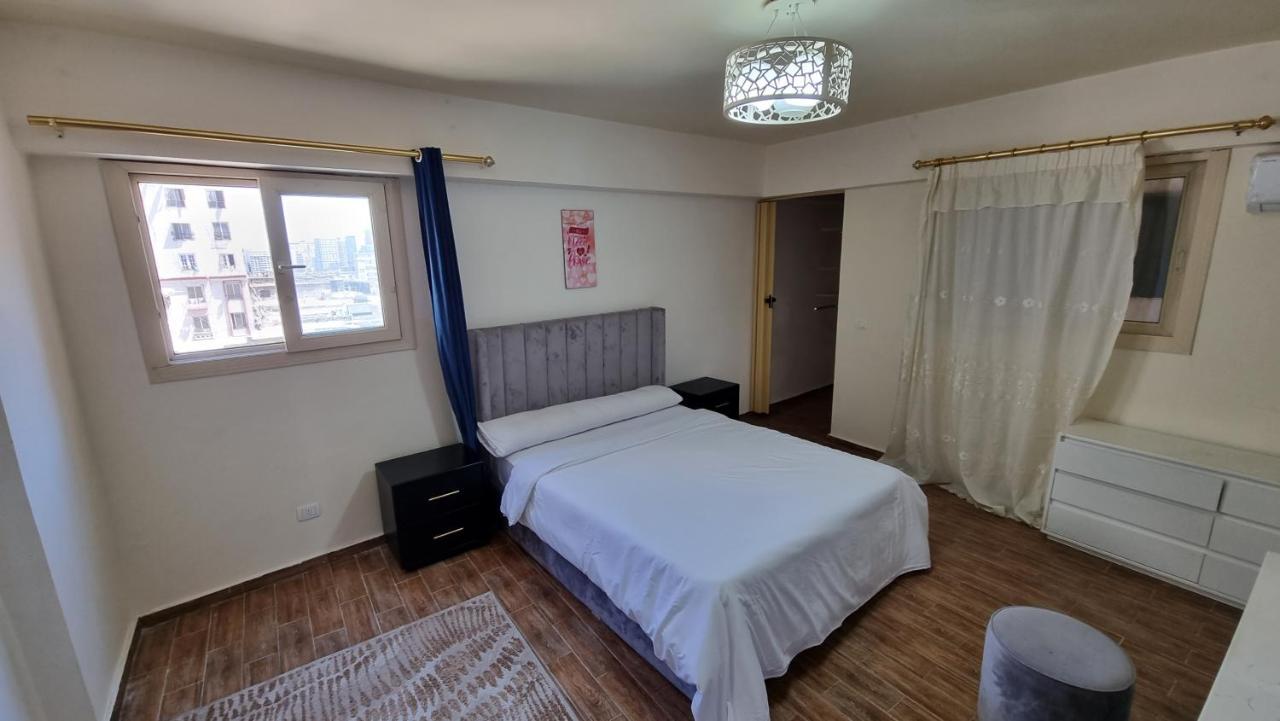 Midpoint Sea View - Families Only Alexandria