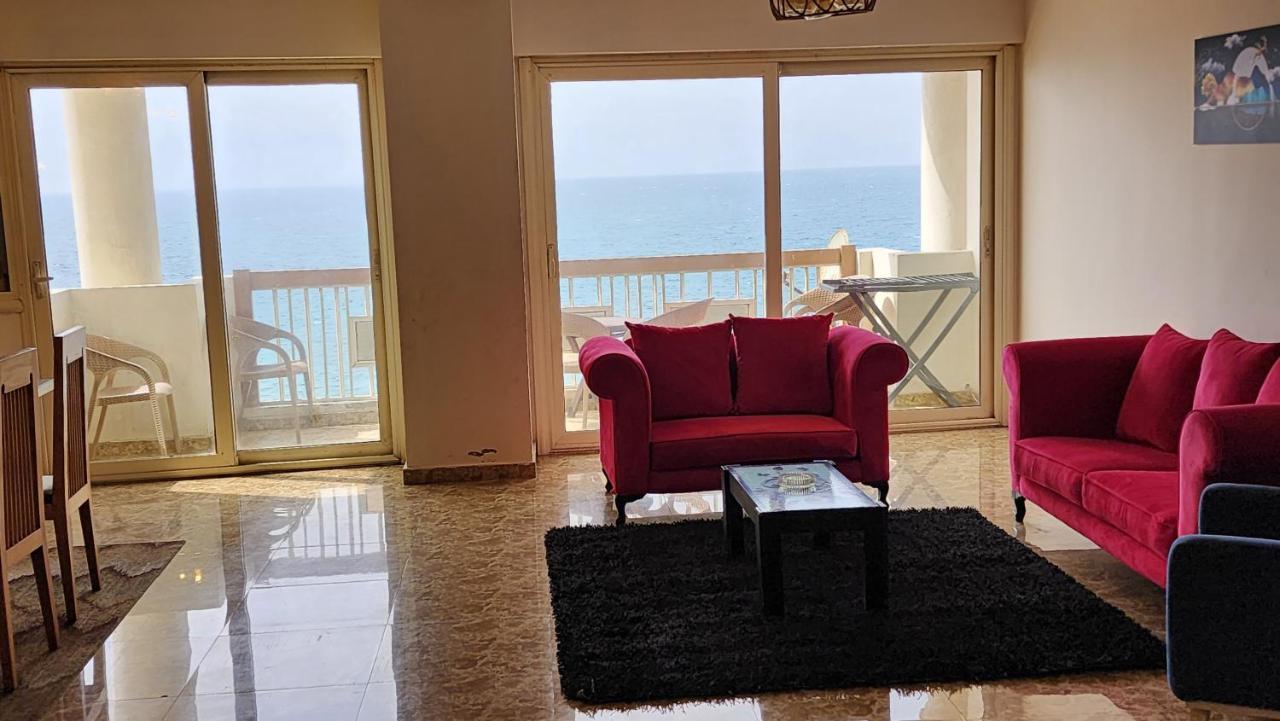 Midpoint Sea View - Families Only Alexandria