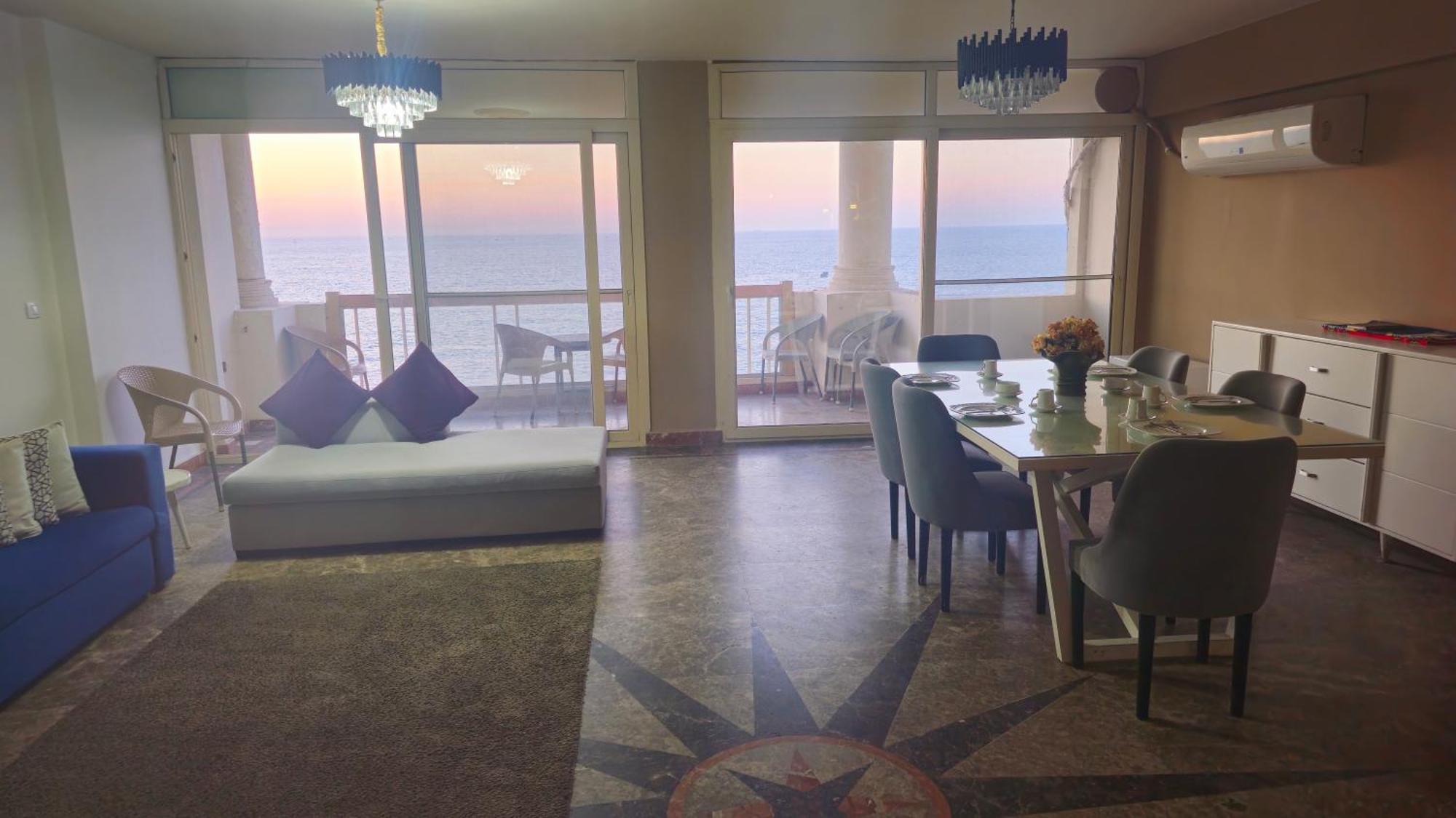 Midpoint Sea View - Families Only Apartment Alexandria