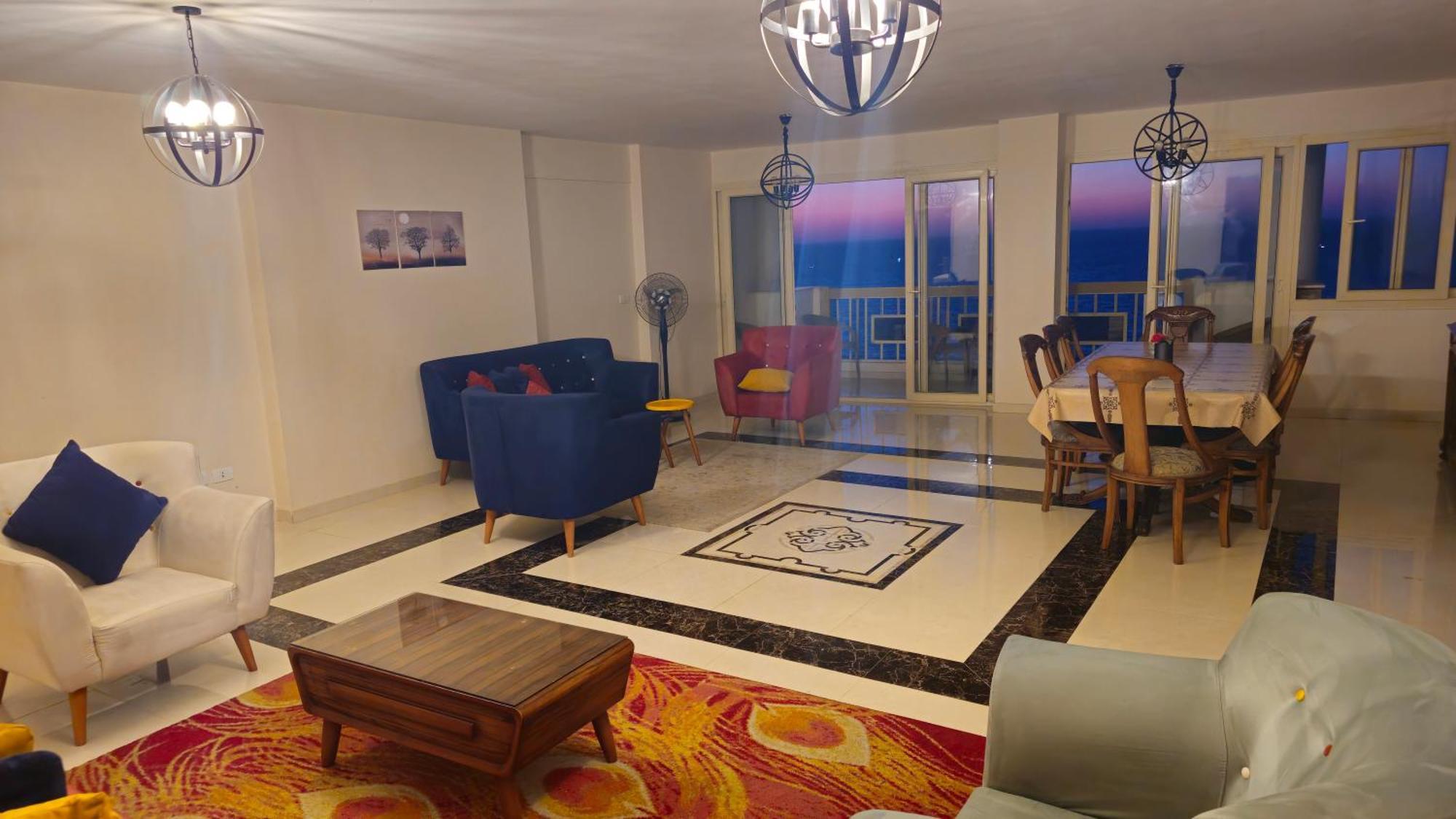 Apartment Midpoint Sea View - Families Only *