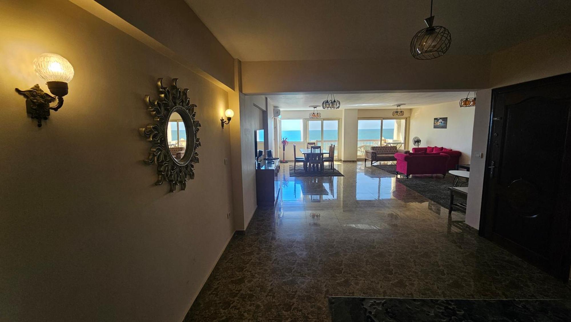 Midpoint Sea View - Families Only * Alexandria