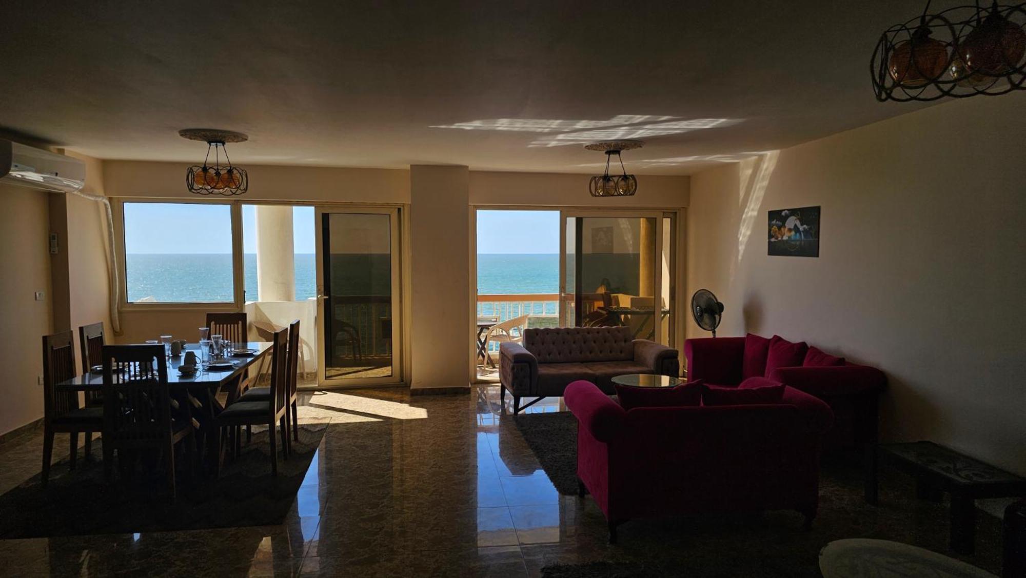Midpoint Sea View - Families Only Apartment Alexandria