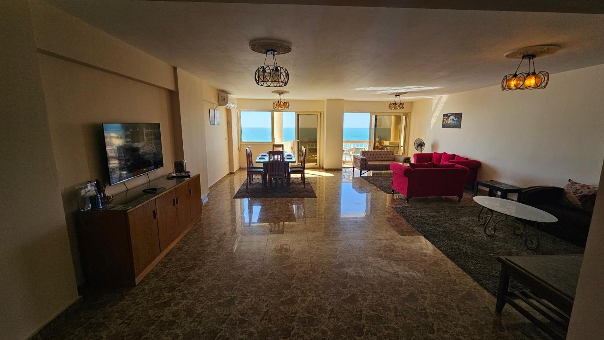 Midpoint Sea View - Families Only * Alexandria